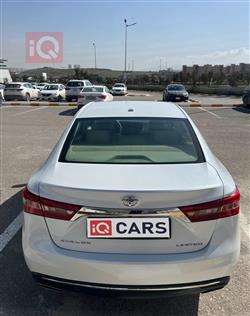 تويوتا أفالون